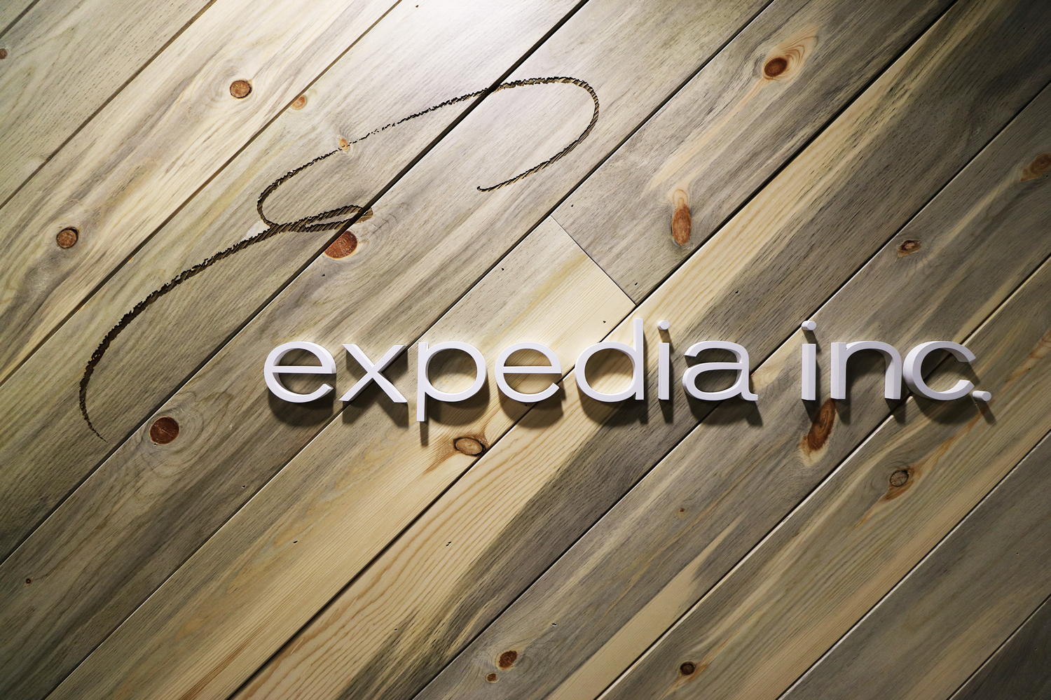 EXPEDIA